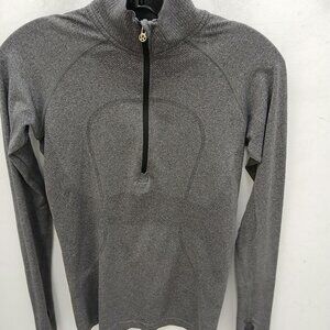 Lululemon 1/4 Zip Runner's Top